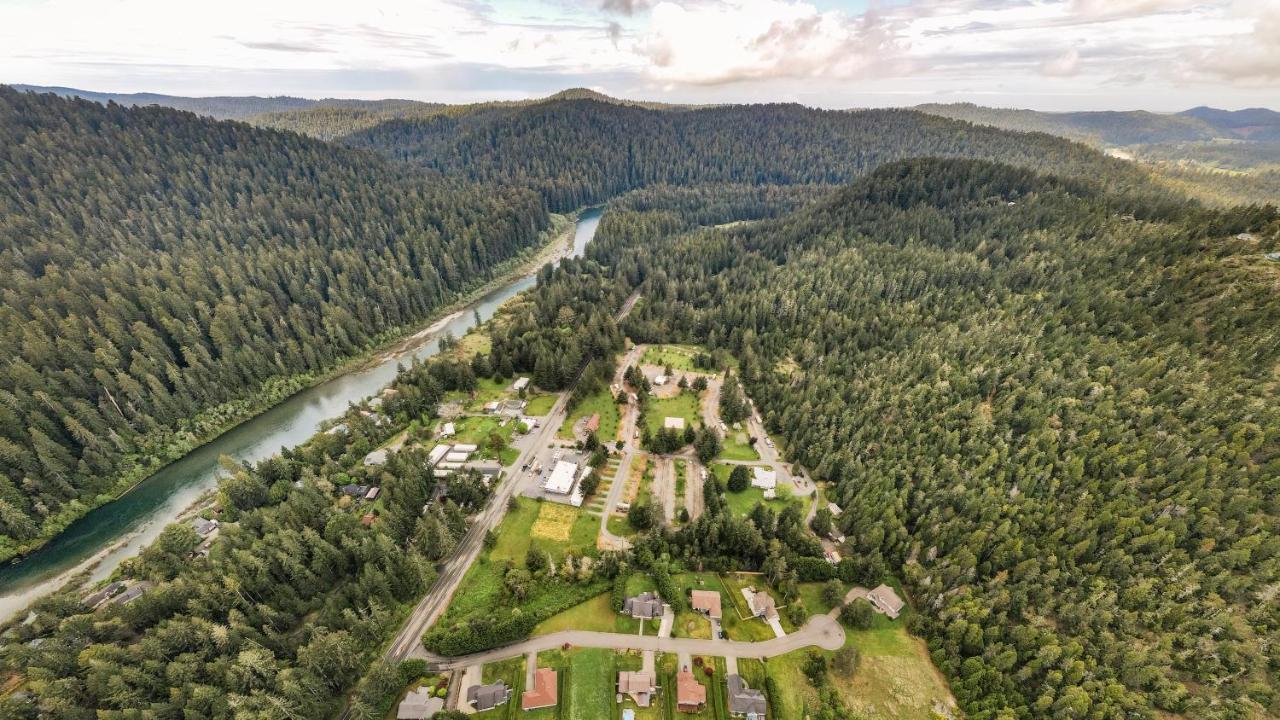Redwood Meadows Rv Resort Crescent City Exterior photo