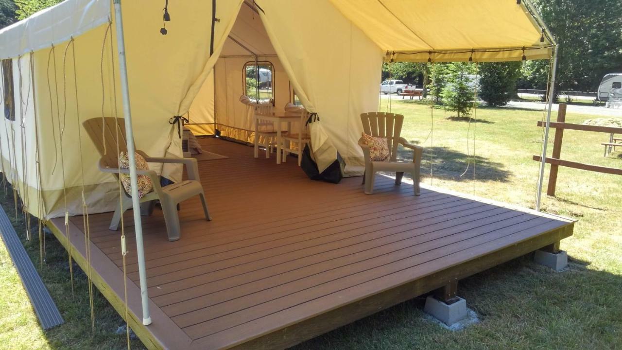 Redwood Meadows Rv Resort Crescent City Exterior photo